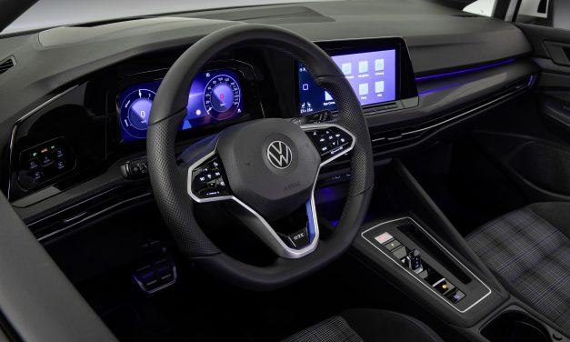 GTE y e-Hybrid, los dos modelos híbridos enchufables de Golf ya están a la venta en España