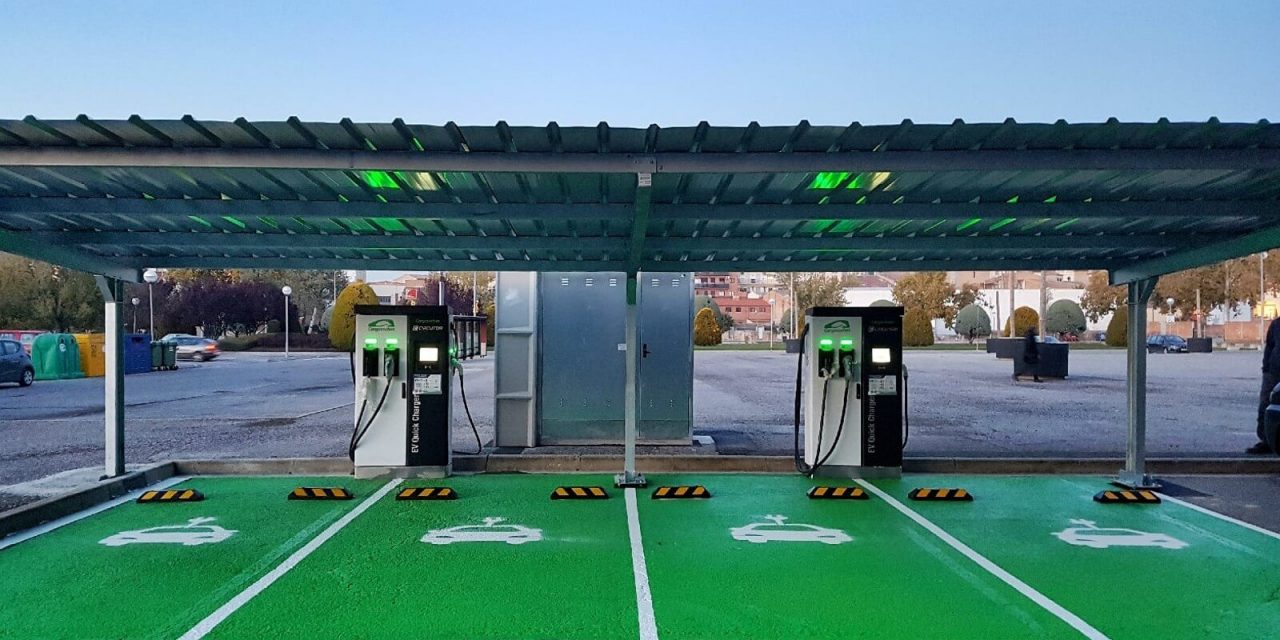 ACCIONA Energía entra en la recarga del vehículo eléctrico con la adquisición de Cargacoches