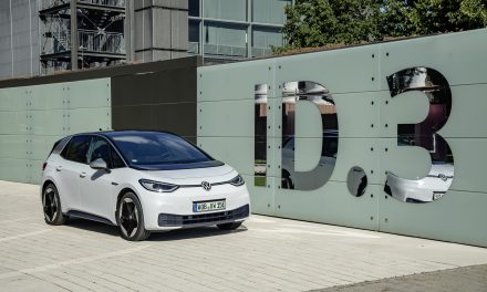 Volkswagen gana cerca de 70.000 nuevos clientes con el superventas ID3 en su primer año.