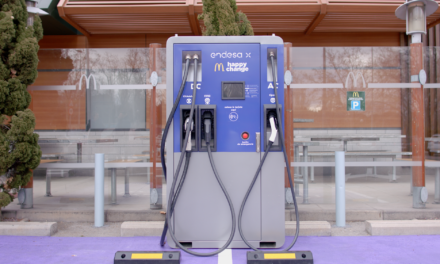 ENDESA X Y McDONALD’S INAUGURAN NUEVOS PUNTOS DE RECARGA PARA VEHÍCULOS ELÉCTRICOS EN UN RESTAURANTE DE ALHAURÍN DE LA TORRE