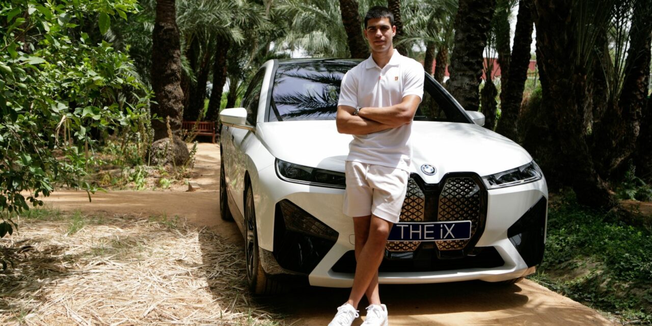 BMW España acompaña a Carlos Alcaraz en su  desarrollo deportivo con la movilidad sostenible del  futuro