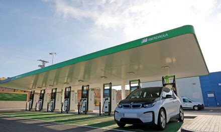Iberdrola aumenta un 65% su red de recarga pública para vehículos eléctricos y supera los 2.500 puntos en España