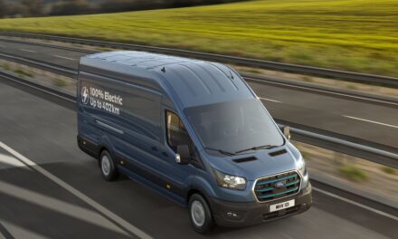 MÁS AUTONOMÍA, RECARGA MÁS RÁPIDA: FORD PRO POTENCIA LA E TRANSIT, LÍDER DE SU SEGMENTO