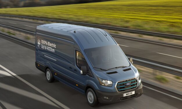 MÁS AUTONOMÍA, RECARGA MÁS RÁPIDA: FORD PRO POTENCIA LA E TRANSIT, LÍDER DE SU SEGMENTO