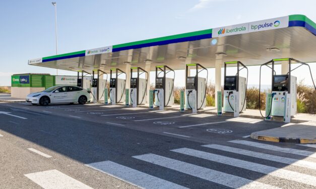 Iberdrola | bp pulse acelera el despliegue de infraestructura de recarga de alta potencia con 50 millones de euros de fondos europeos
