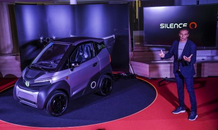 Silence lanza su primer coche eléctrico: el S04, un vehículo urbano de dimensiones reducidas