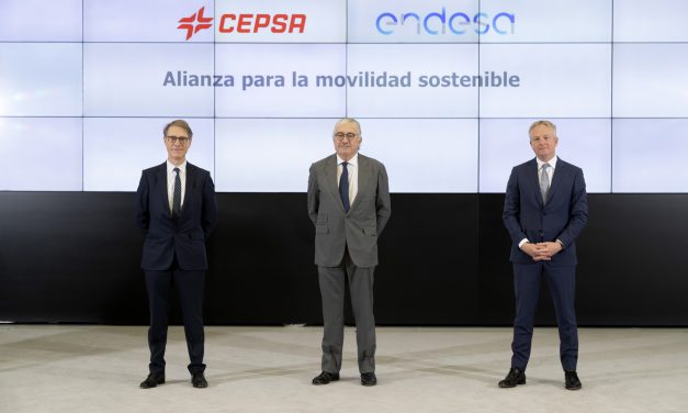 Cepsa y Endesa sellan la primera gran alianza para acelerar la movilidad eléctrica en España y Portugal
