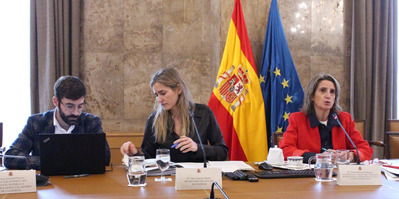 La vicepresidenta Ribera anuncia un aumento de fondos para movilidad sostenible y autoconsumo