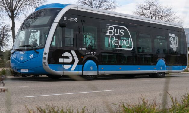 El ayuntamiento de Madrid presenta los ie trams de Irizar e-mobility que operarán la primera línea eléctrica BRT de la ciudad